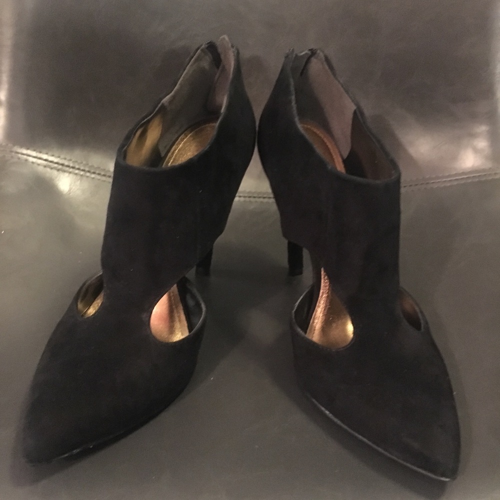 Black suede pumps